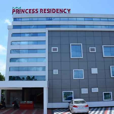 Princess Residency Nedumbassery Kültér fotó