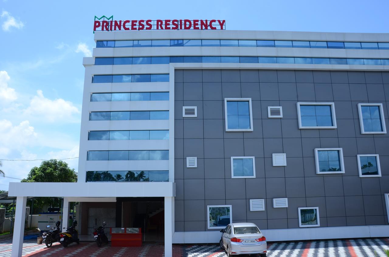 Princess Residency Hotel Nedumbassery Kültér fotó