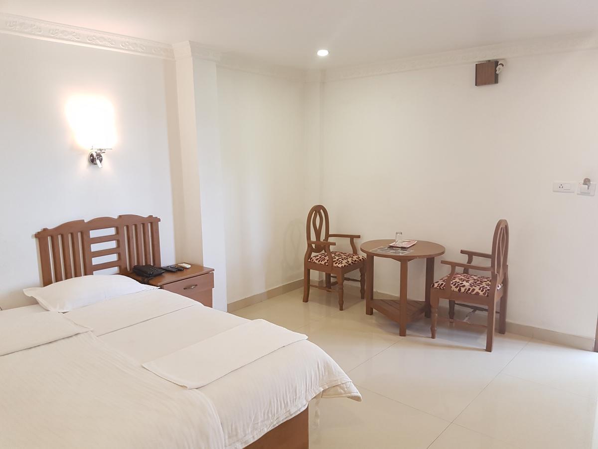 Princess Residency Hotel Nedumbassery Kültér fotó